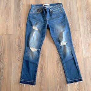 Gap distressed Cropped Jeans